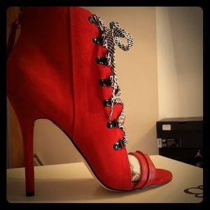 Shoe booties